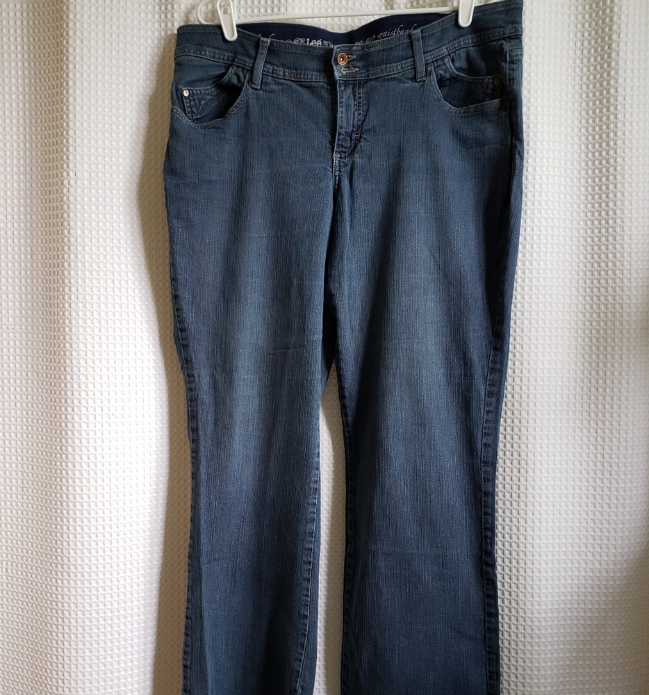 Lee Women's Five Pocket No-Gap Waistline jeans